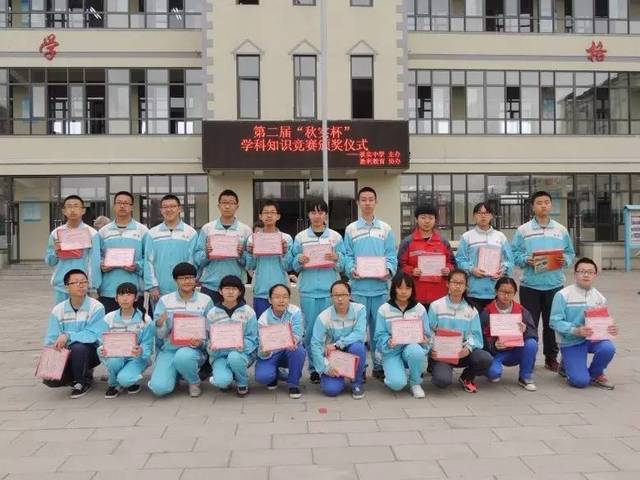 你努力奋进的样子,真的很好看!